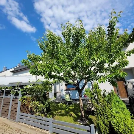 Dom Bliźniak Z Sauną Dla 6 Osób W Promieniu 25km Gdynia Półwysep I Otwarte Morze Jeziora Lasy Dom wakacyjny Kapino